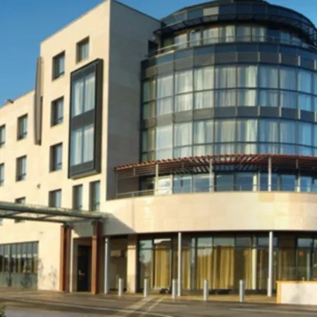 Szálloda Maldron Sandy Road 4*